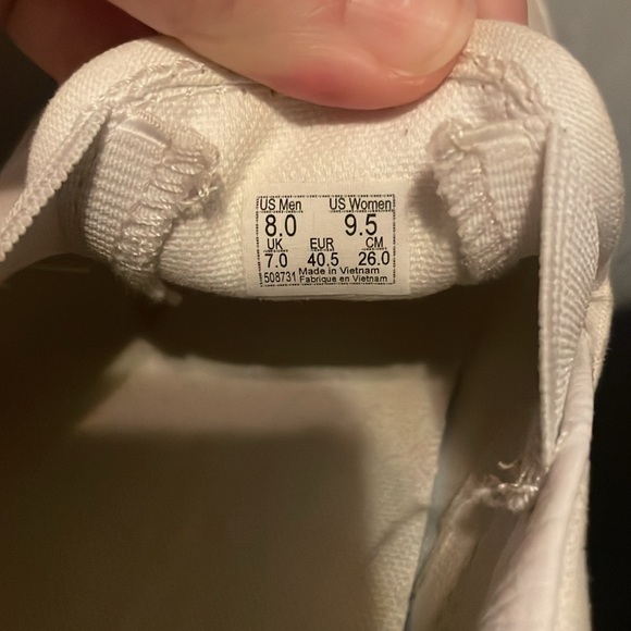 White Slip-On Vans, Men’s 8, Women’s 9.5 - Picture 4 of 7